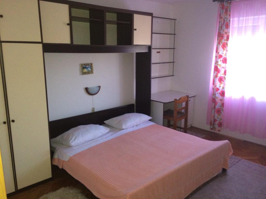 Apartment Kolundzic โนวีวีโนดอลสกี ห้อง รูปภาพ