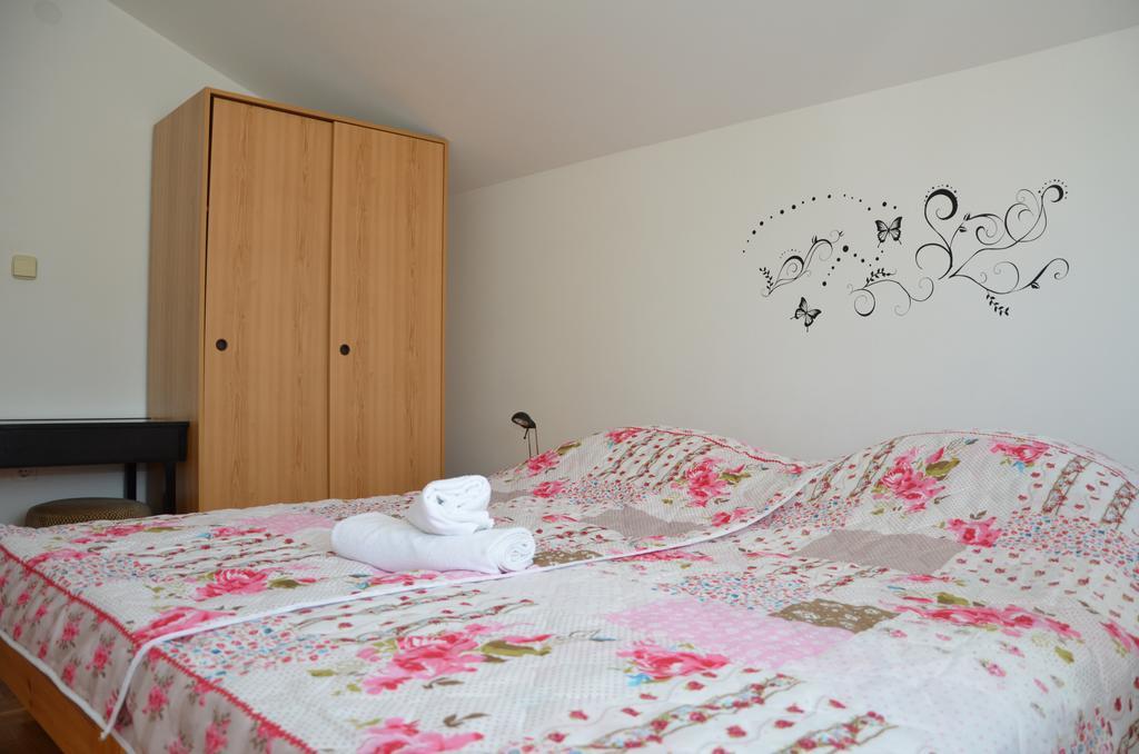 Apartment Kolundzic โนวีวีโนดอลสกี ภายนอก รูปภาพ